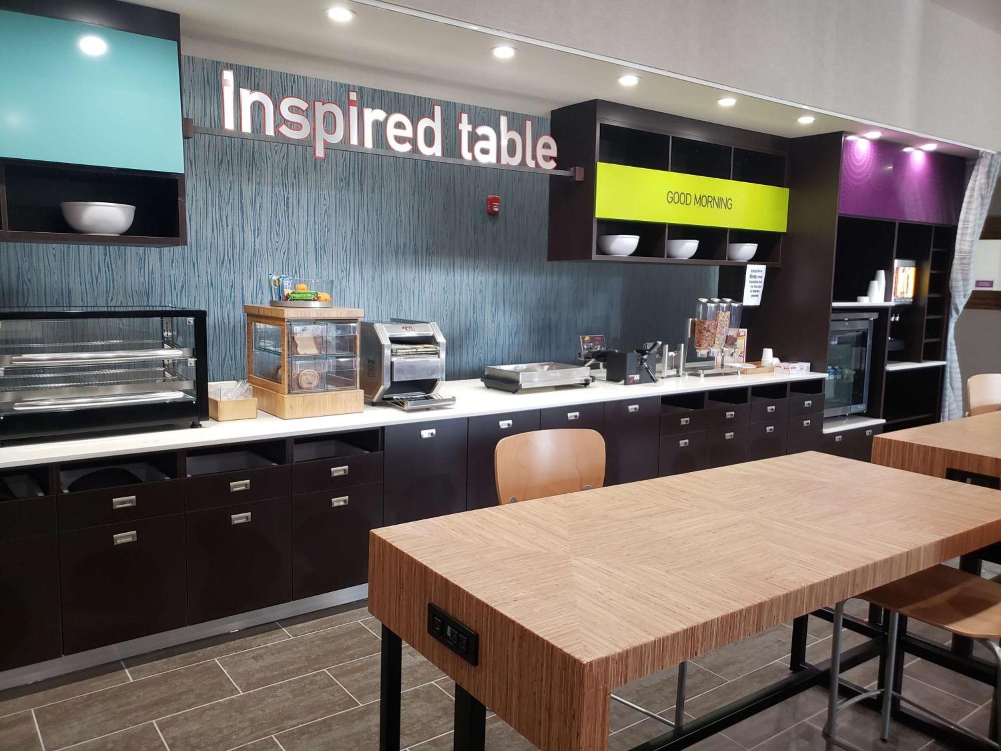 Home2 Suites By Hilton Единбург Екстериор снимка